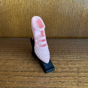 Pearled Vintage Heel Figurine